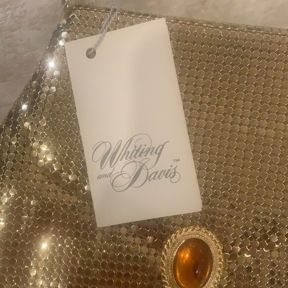 Whiting & Davis Gold Metallic Evening Bag - Picture 4 of 9